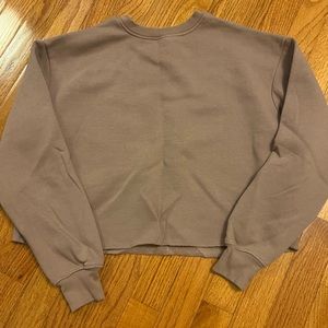 Brown cropped crewneck!